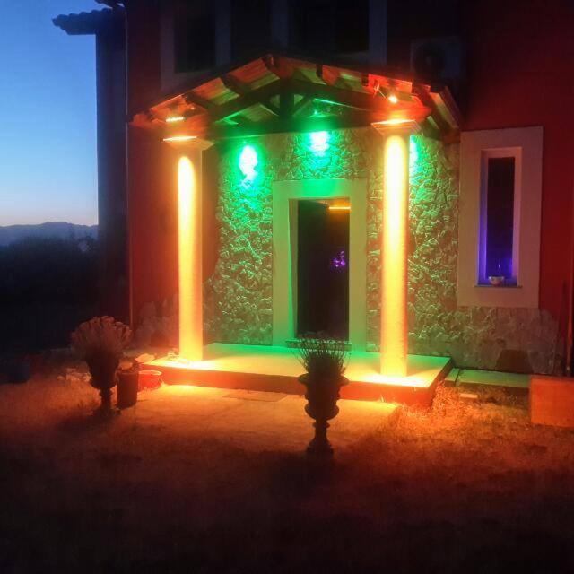 Orange Ville Villamassargia Екстериор снимка